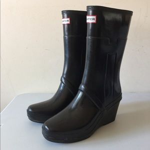 Hunter wedge black rain boots women 7